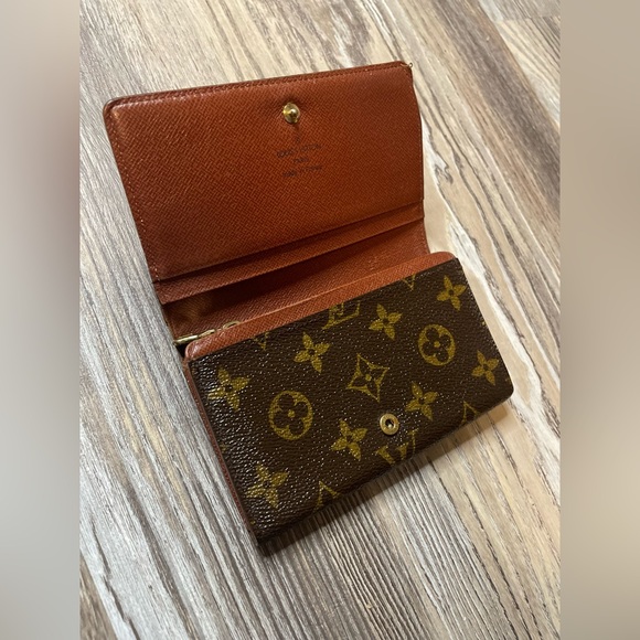 Vintage Louis Vuitton LV Monogram Signature Canvas Porte Monnaie Tresor Wallet - Picture 9 of 16